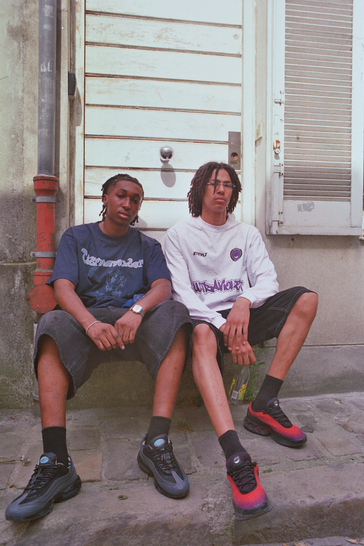 SKELETON RESURRECTION TEE